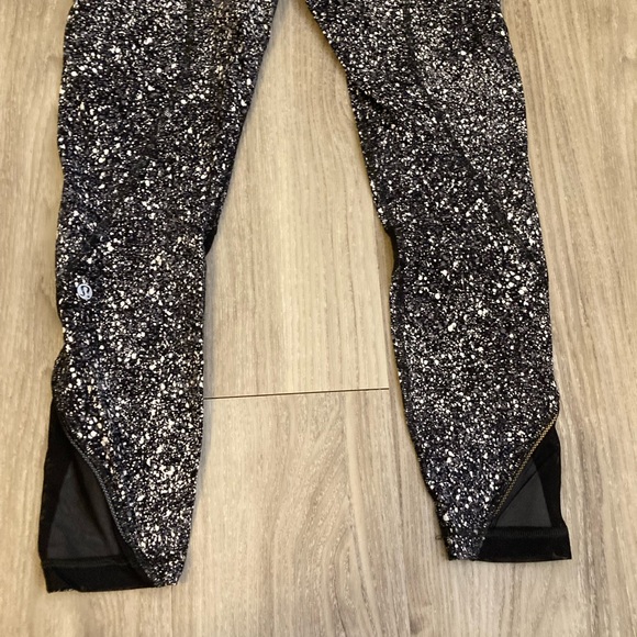 Lululemon Capri - Picture 9 of 13